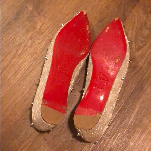 Shoes - Picture 2 of 5